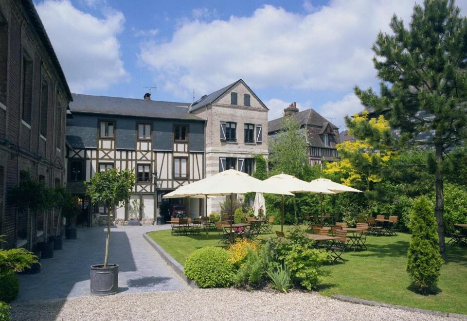 Hotel La Licorne & Spa Lyons-la-Forêt Exteriér fotografie
