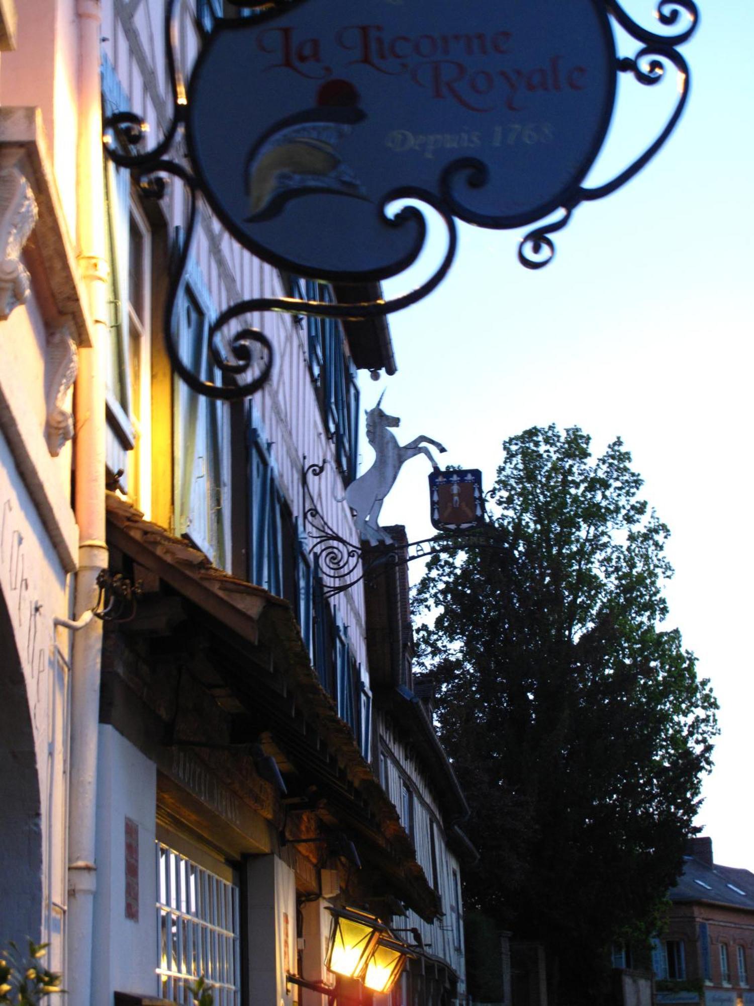 Hotel La Licorne & Spa Lyons-la-Forêt Exteriér fotografie